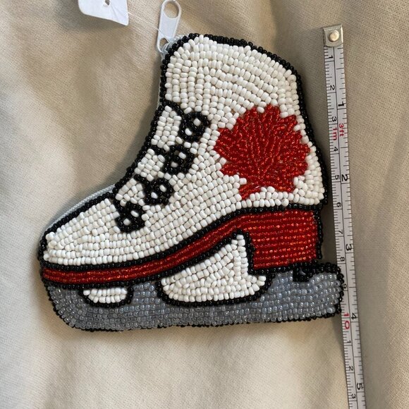NWT‎ Beaded Coin Purse Small Wallet Canada Skate Bag - Picture 3 of 4